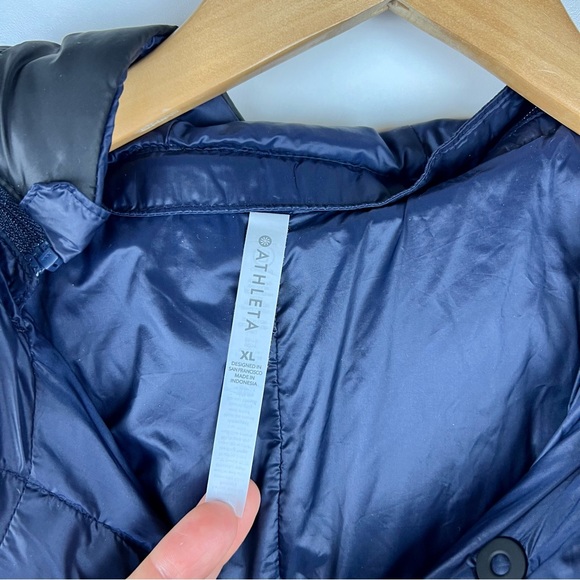 Athleta Pulse Reversible Down Jacket- XL - Picture 4 of 14